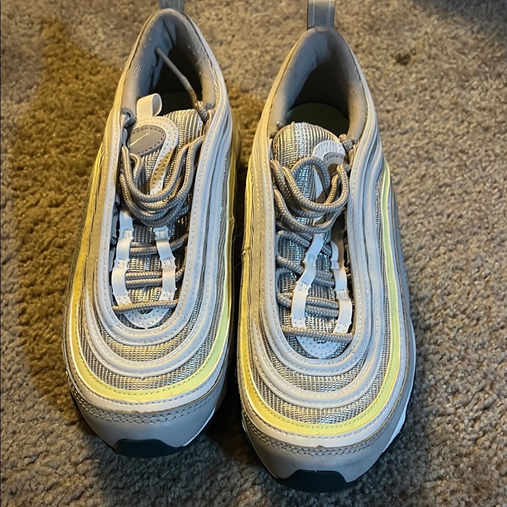 Nike Gray and Yellow Sneakers with Air Max Cushioning - Picture 2 of 2